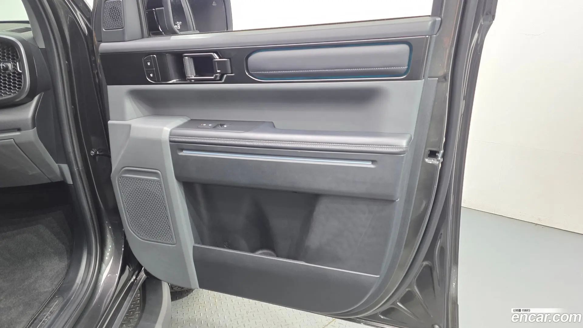 Kia Tasman 2.5T Gasoline 4WD