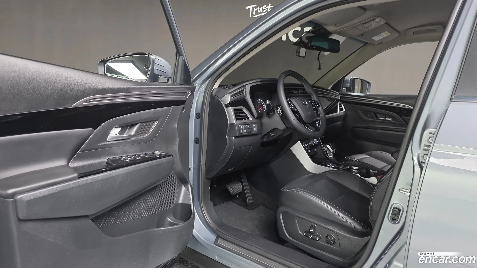 KG Mobility KORANDO Gasoline 1.5 2WD C7