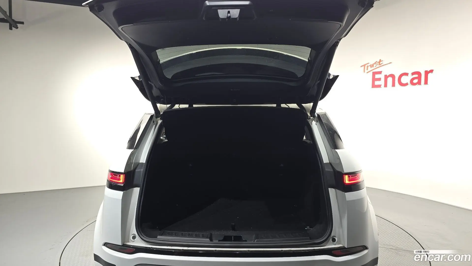 Land Rover Range Rover Evoque D180 SE