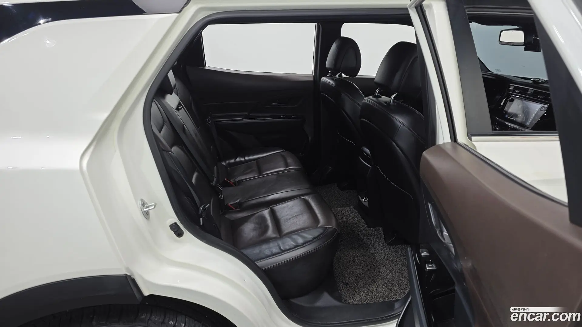 KG Mobility KORANDO Gasoline 1.5 2WD C5