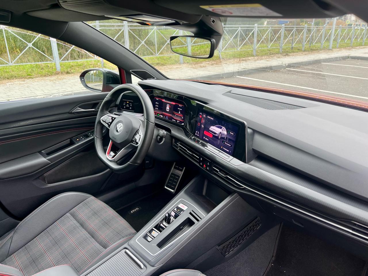 Volkswagen Golf GTI