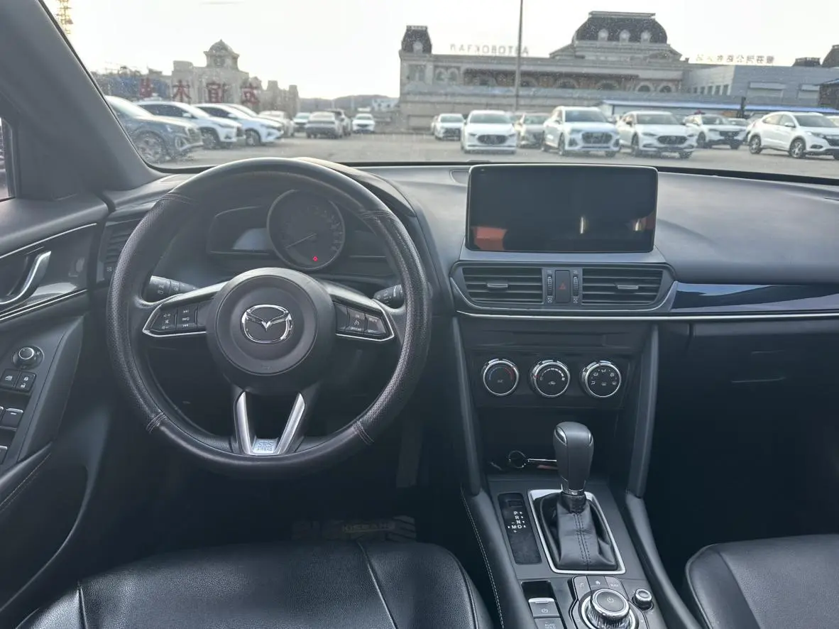 Mazda CX-4 2021 2.0L 2WD Blue Sky