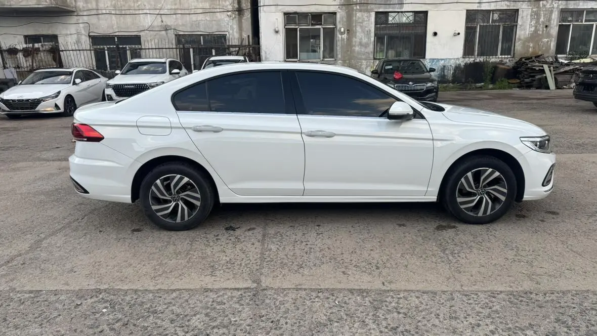 Volkswagen Bora 2023 200TSI DSG