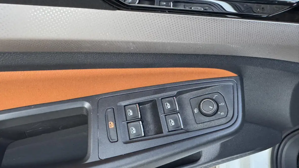 Volkswagen Bora 2023 200TSI DSG