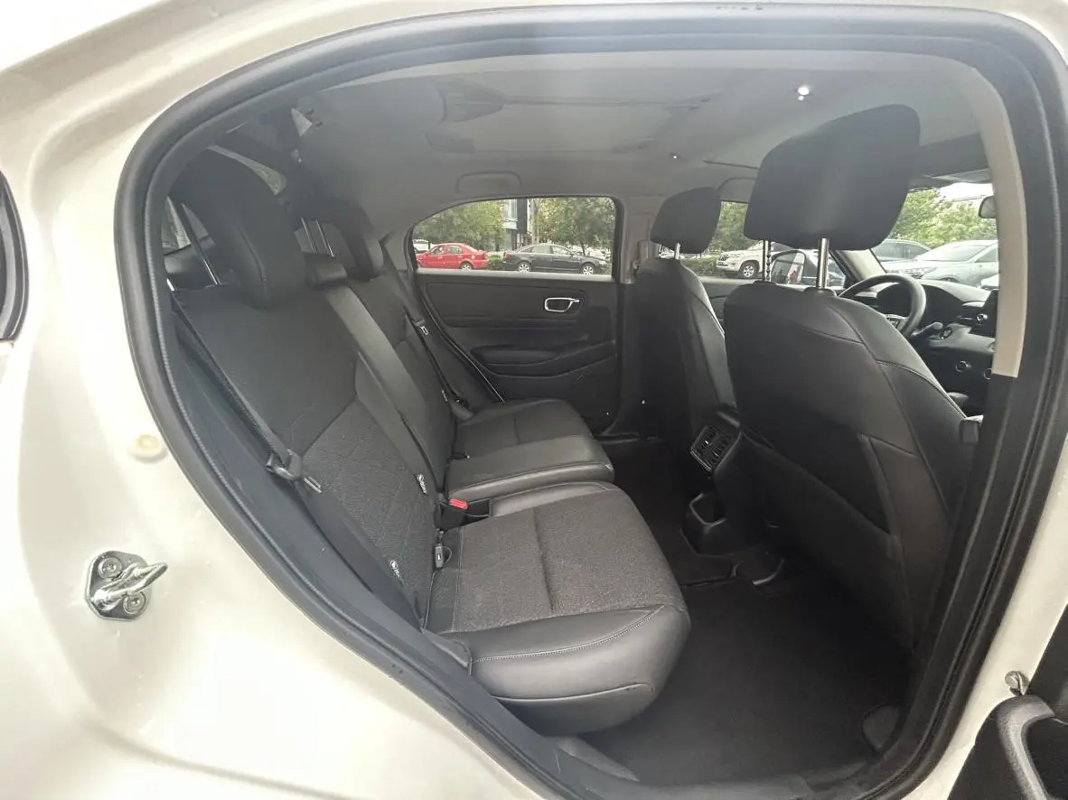 Honda Vezel 2023 1.5L CVT Tech