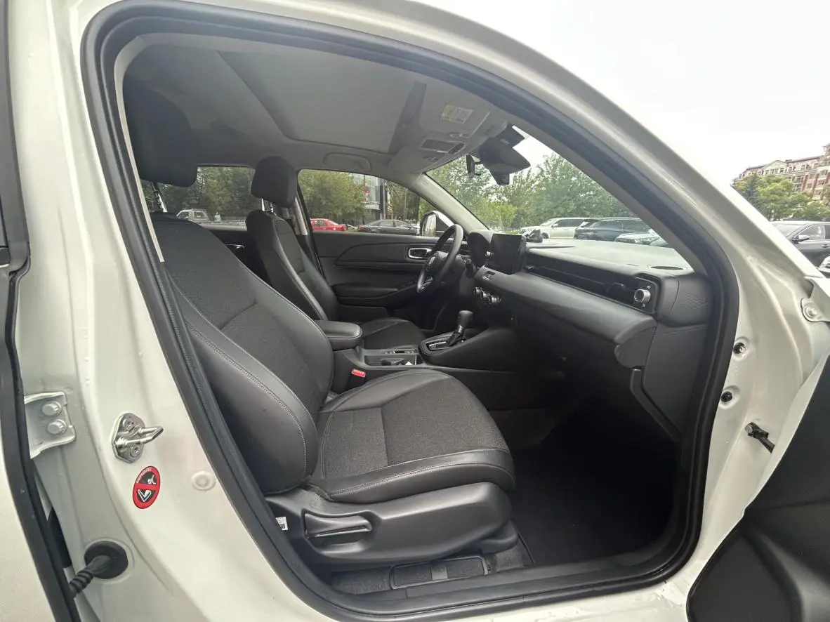 Honda Vezel 2023 1.5L CVT Tech
