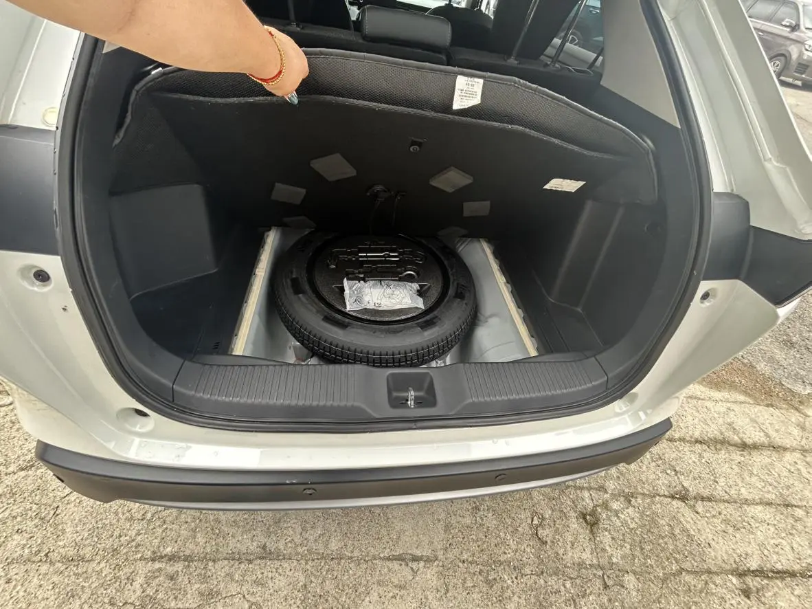Honda Vezel 2023 1.5L CVT Tech
