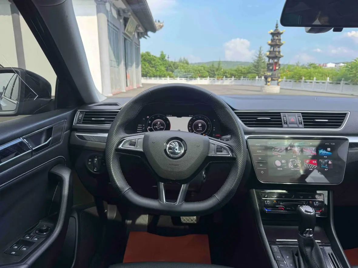 Skoda Superb 2022 TSI280 DSG Premium Plus