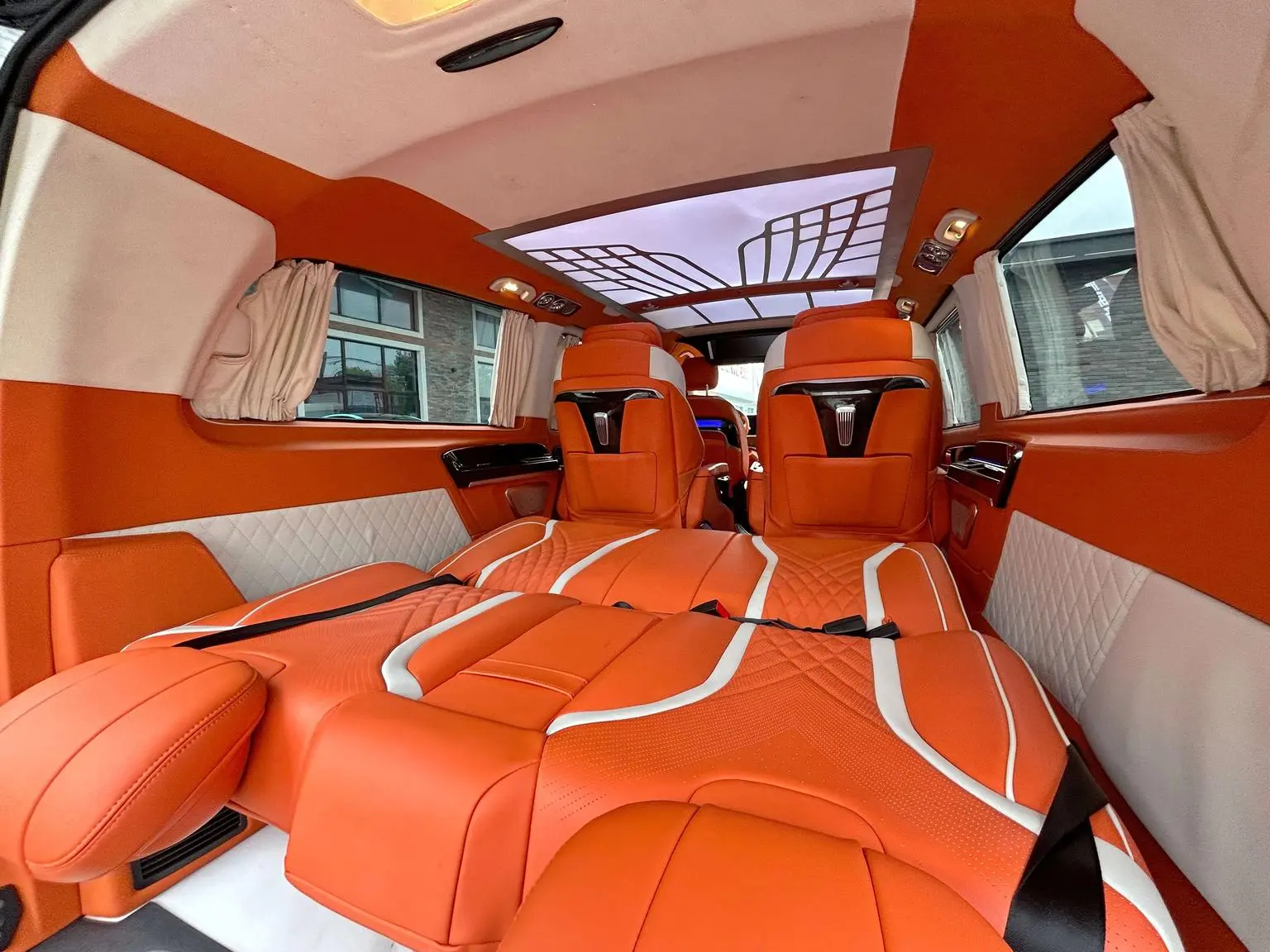 Mercedes-Benz 2021 2.0T Business 7 seat