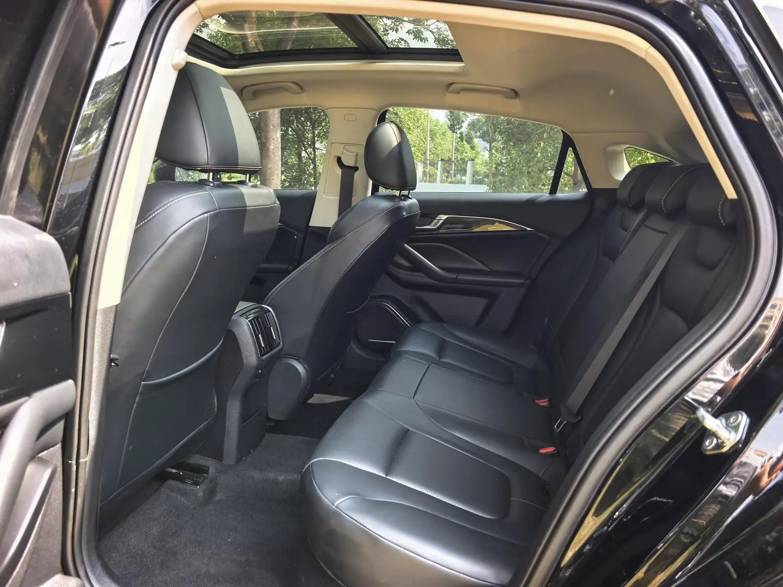 Bestune B70 2025 Shine 1.5T Quality
