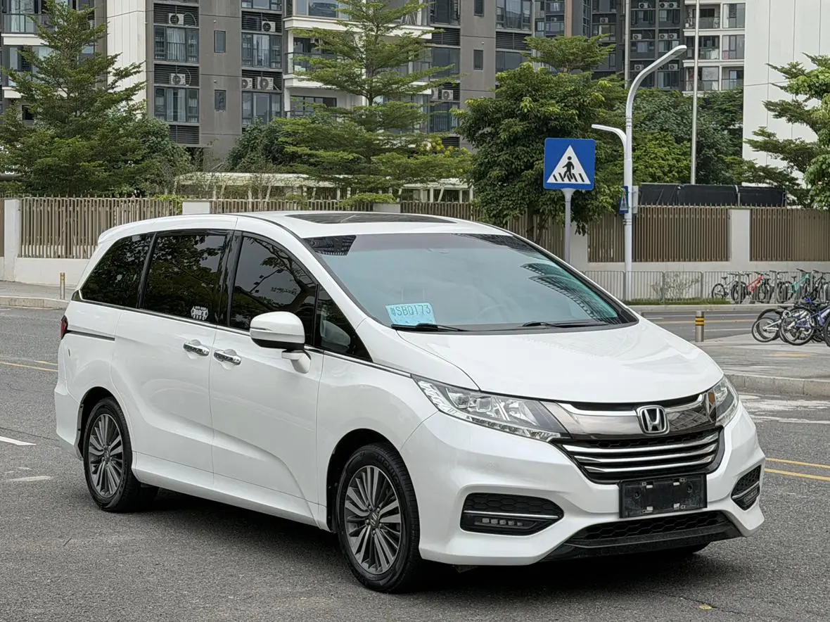 Honda Odyssey 2018 2.4L Smart Enjoy