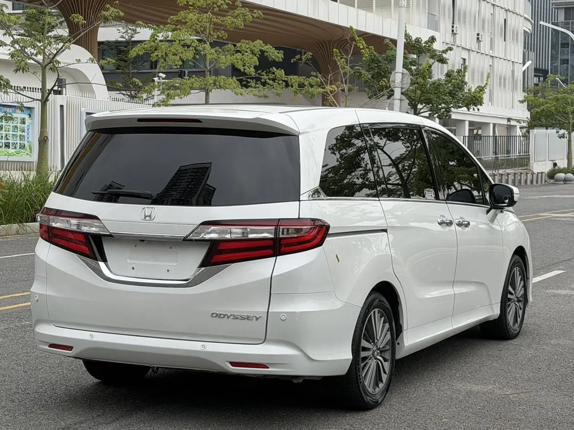 Honda Odyssey 2018 2.4L Smart Enjoy