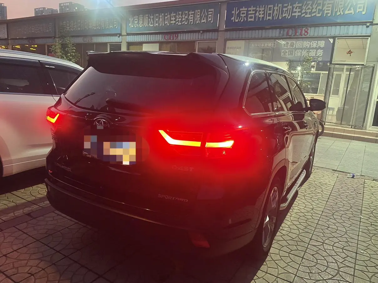 Toyota Highlander 2018 2.0T 4WD Luxury 7 seat China V