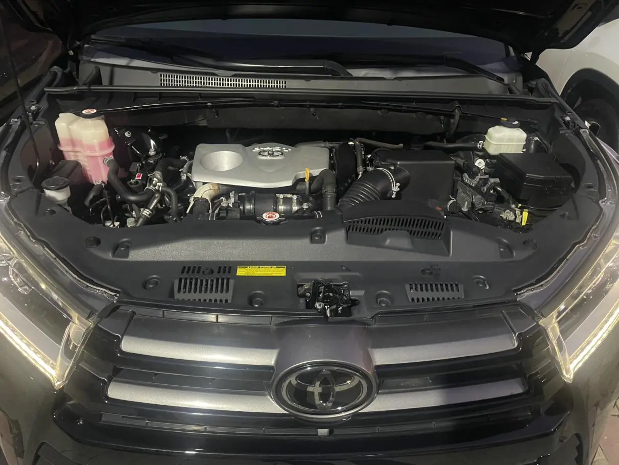 Toyota Highlander 2018 2.0T 4WD Luxury 7 seat China V