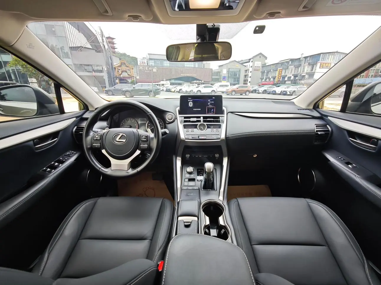Lexus NX 2020 200 FWD China VI