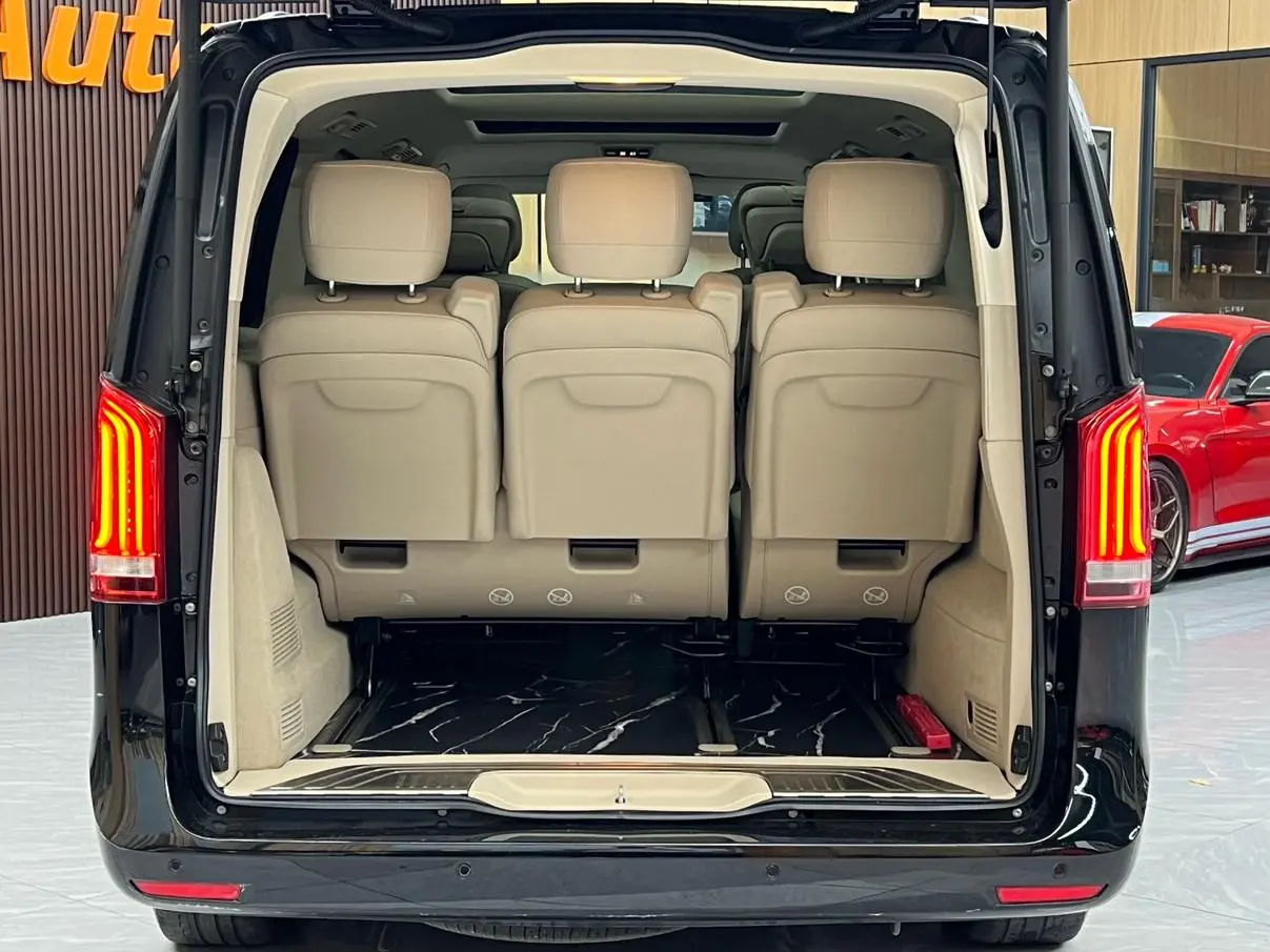 Mercedes-Benz V Class 2022 V 260 L LWB Premium