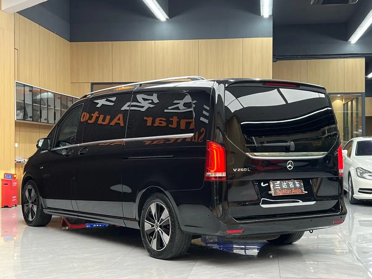Mercedes-Benz V Class 2022 V 260 L LWB Premium