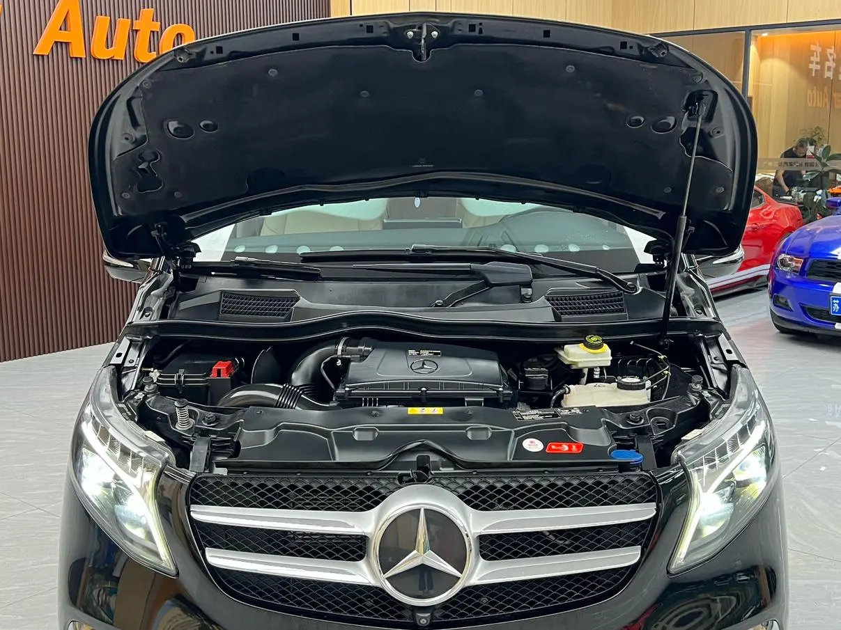 Mercedes-Benz V Class 2022 V 260 L LWB Premium