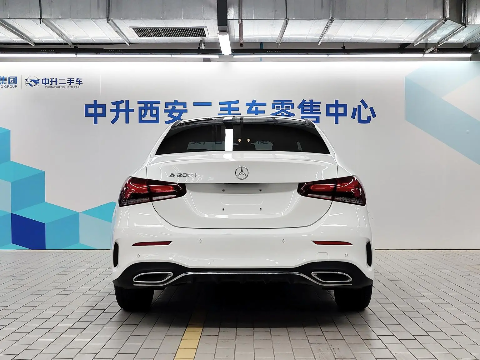 Mercedes-Benz A Class 2021 A 200 L Sport Sedan Dynamic