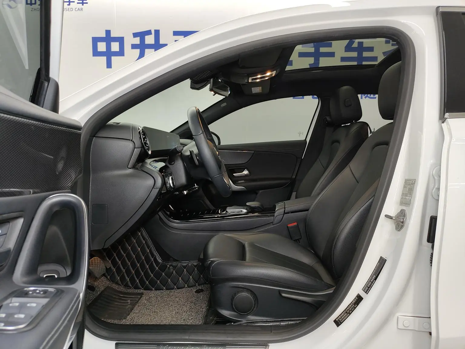 Mercedes-Benz A Class 2021 A 200 L Sport Sedan Dynamic
