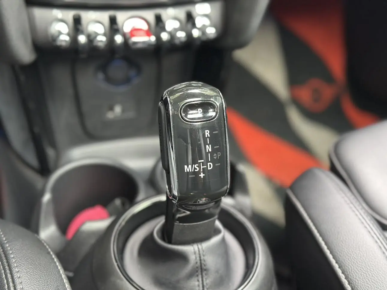 MINI MINI 2021 1.5T COOPER Classic 5