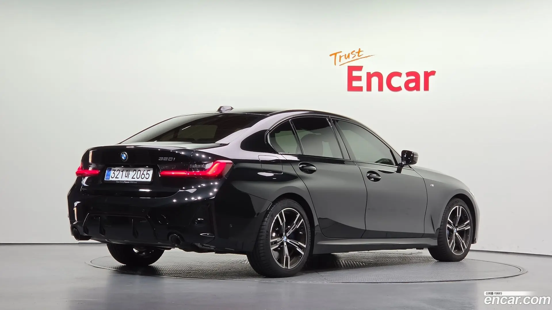 BMW 3-Series 320i M Sport 2023