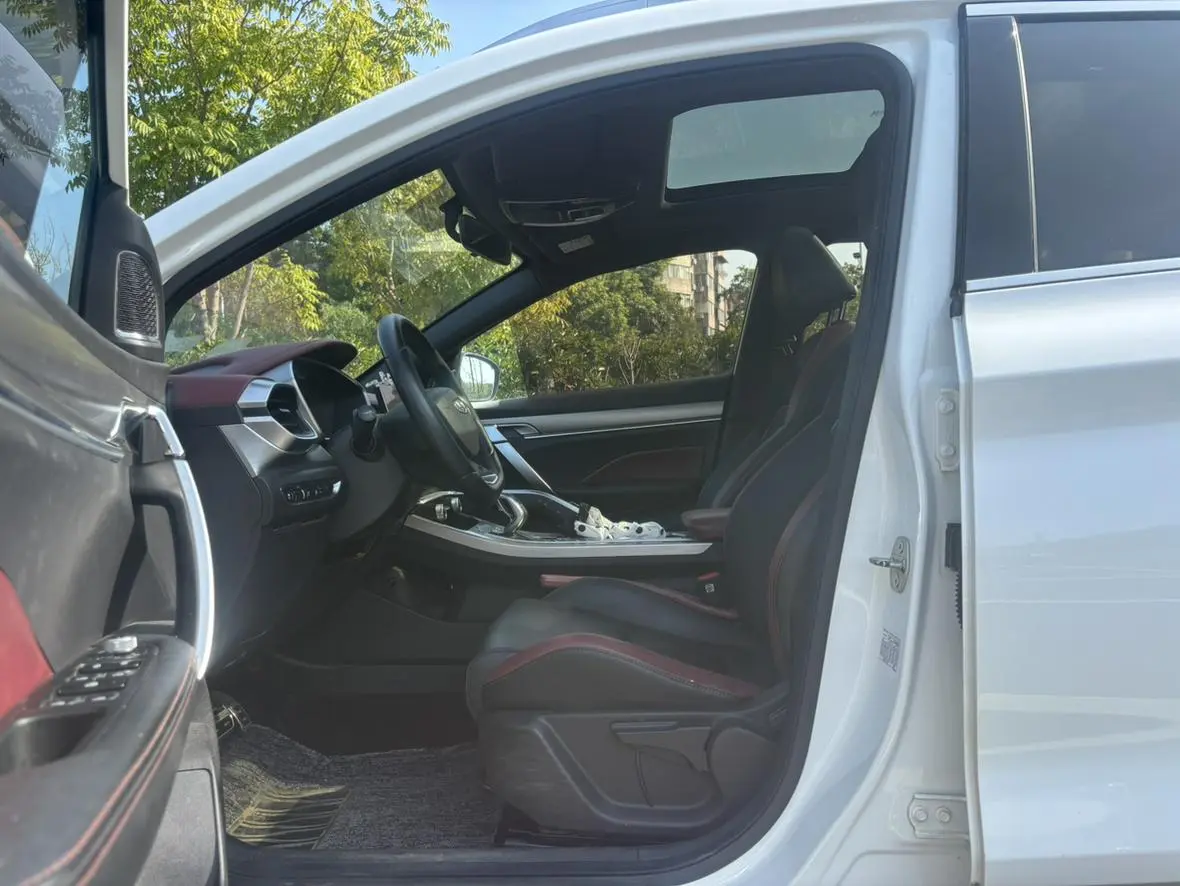 Geely Binyue 2019 260T DCT China V