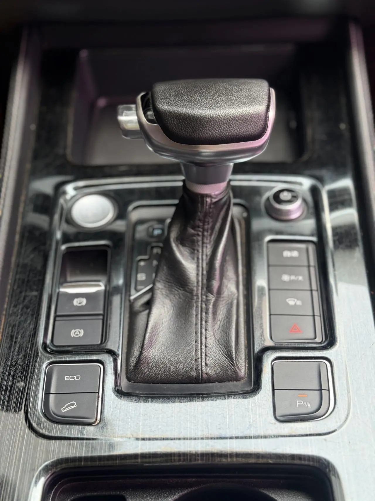 BYD Tang 2018 2.0T Auto Smart Connected Premium 7 seat China V