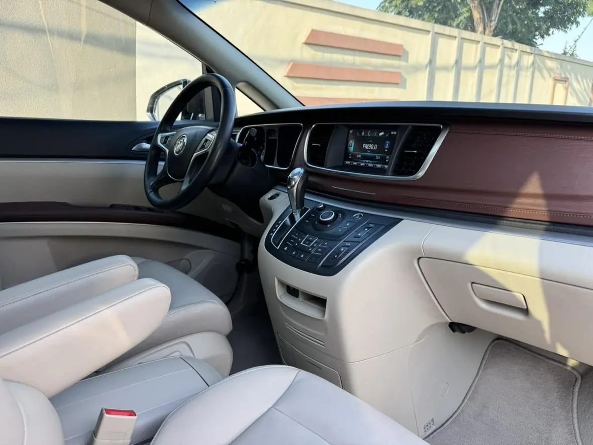 Buick GL8 2018 28T Premium China VI