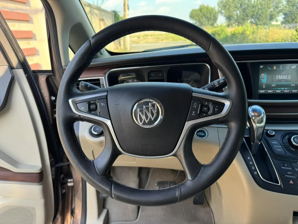 Buick GL8 2018 28T Premium China VI