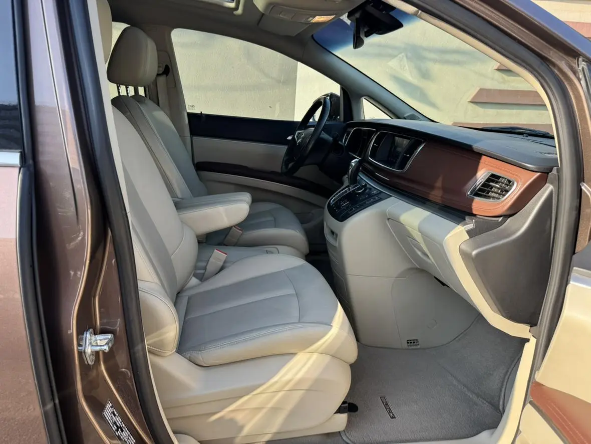 Buick GL8 2018 28T Premium China VI