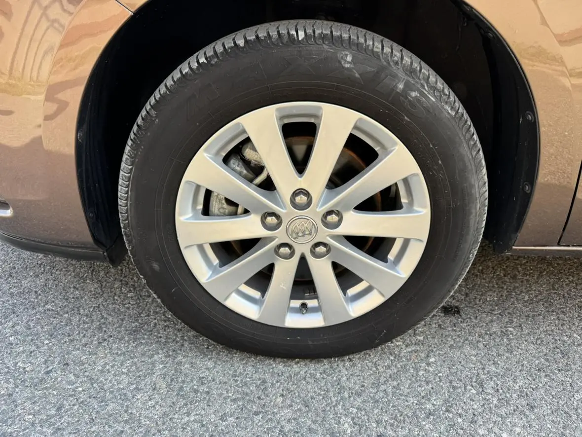 Buick GL8 2018 28T Premium China VI