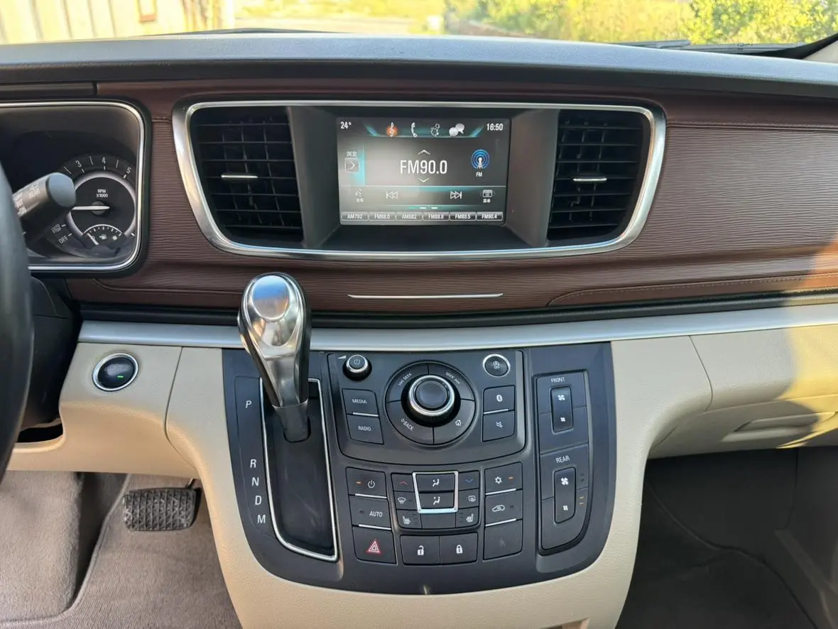 Buick GL8 2018 28T Premium China VI