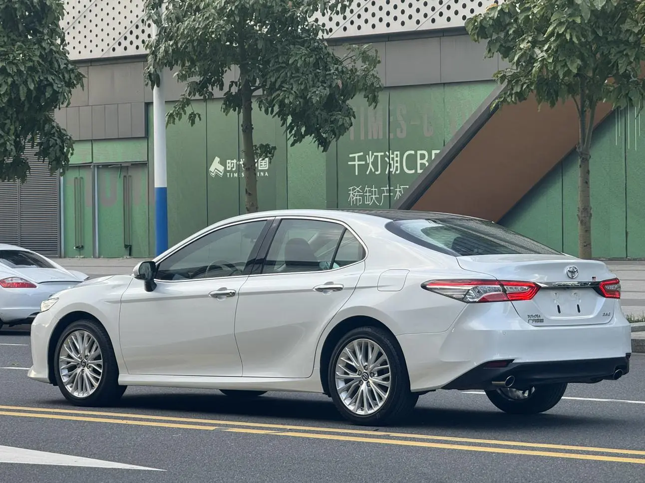 Toyota Camry 2018 2.5G Luxury