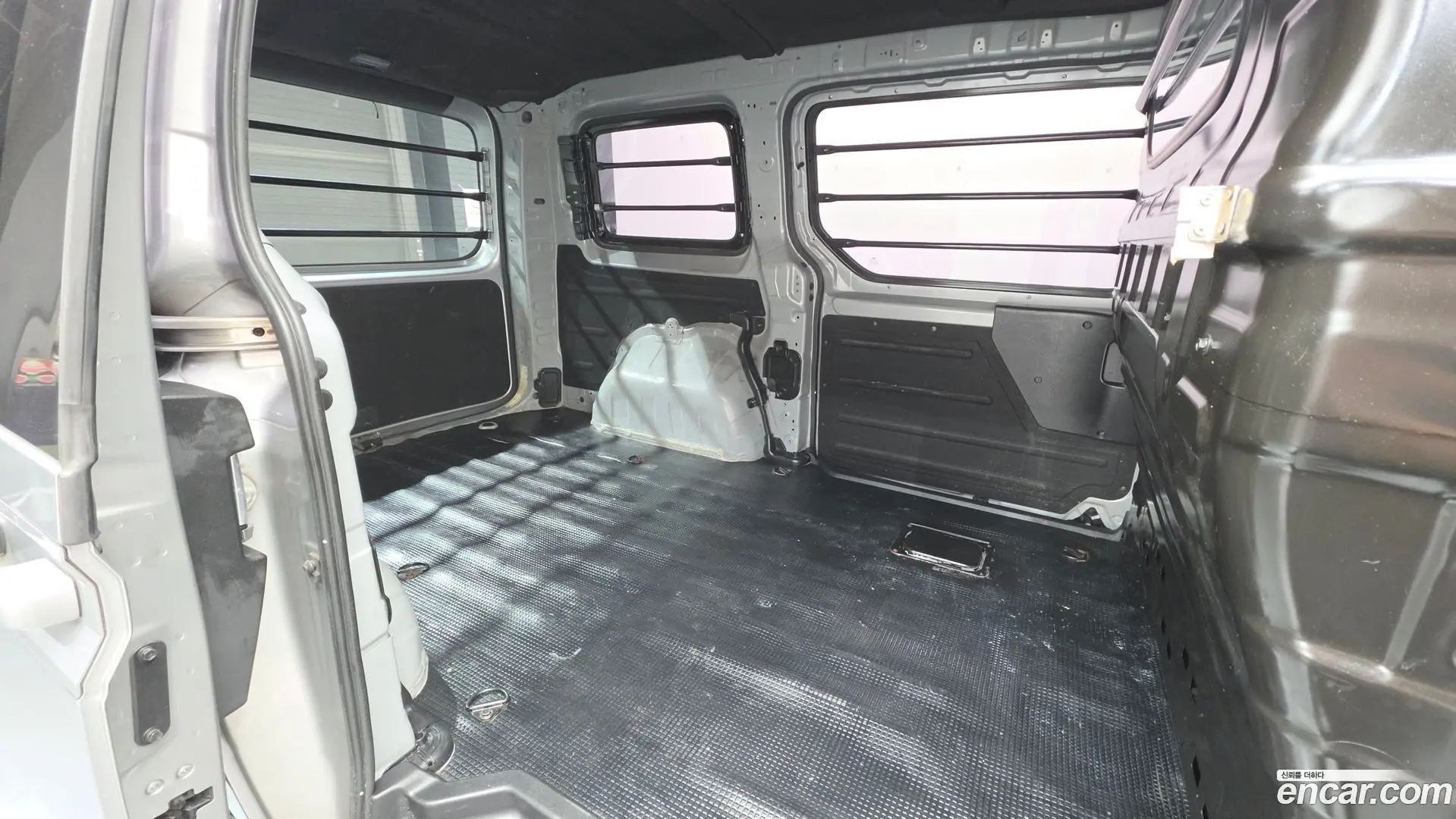 Hyundai Staria Cargo 3-Seater 2021