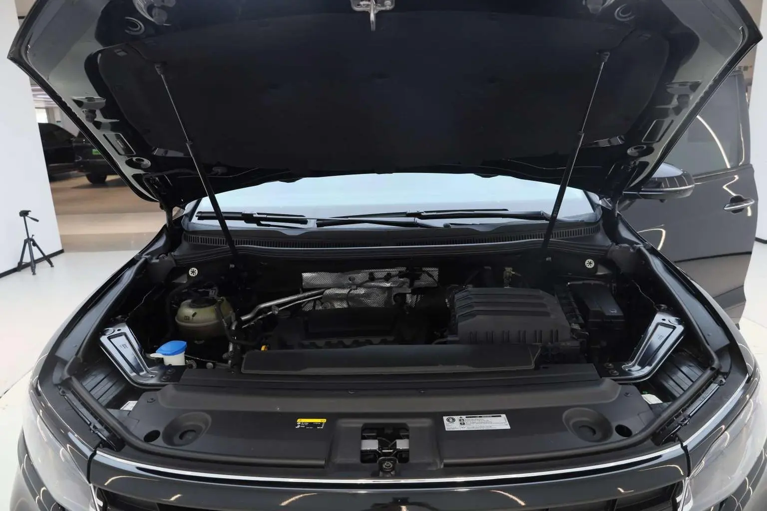 Volkswagen Viloran 2023 380TSI Premium