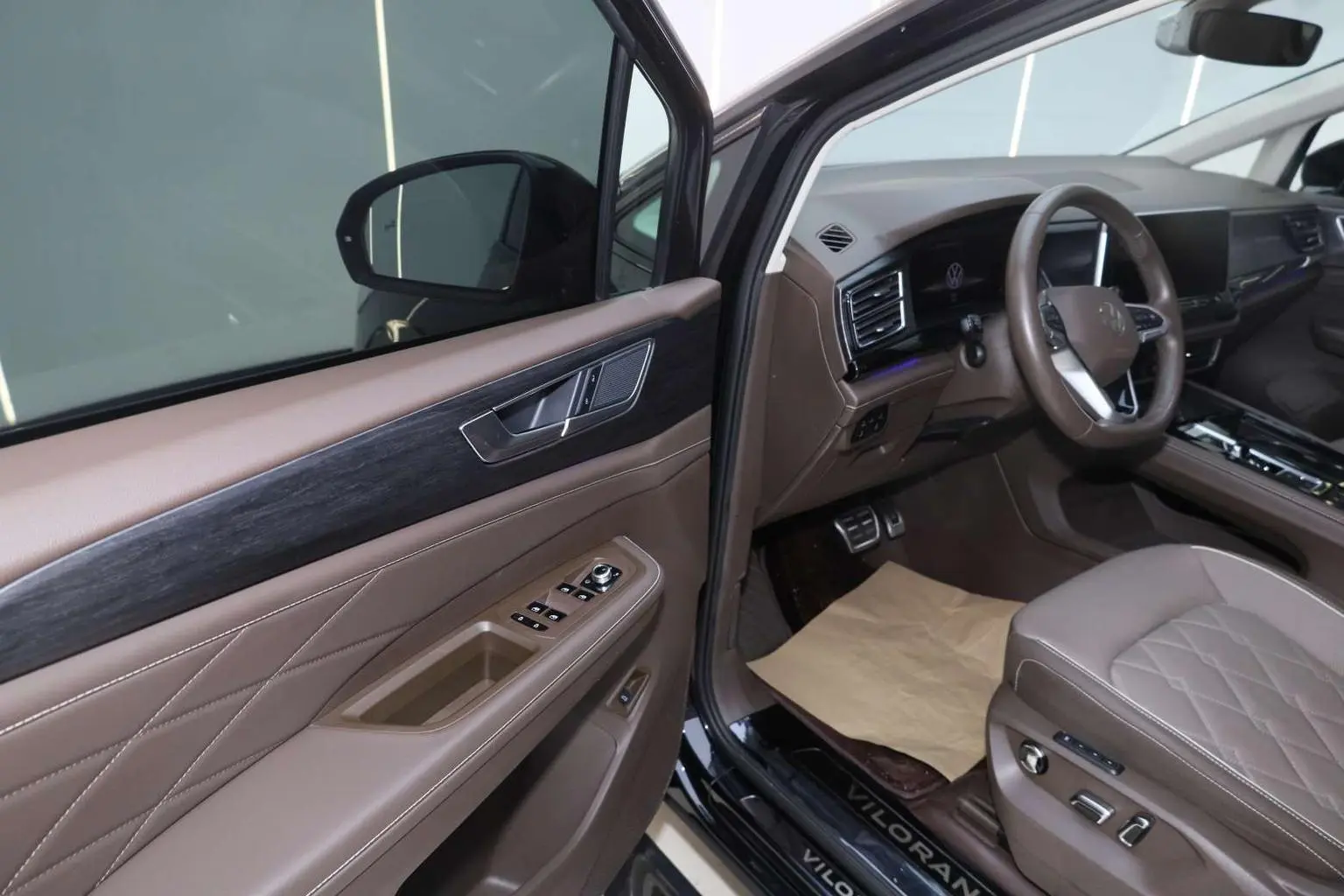 Volkswagen Viloran 2023 380TSI Premium