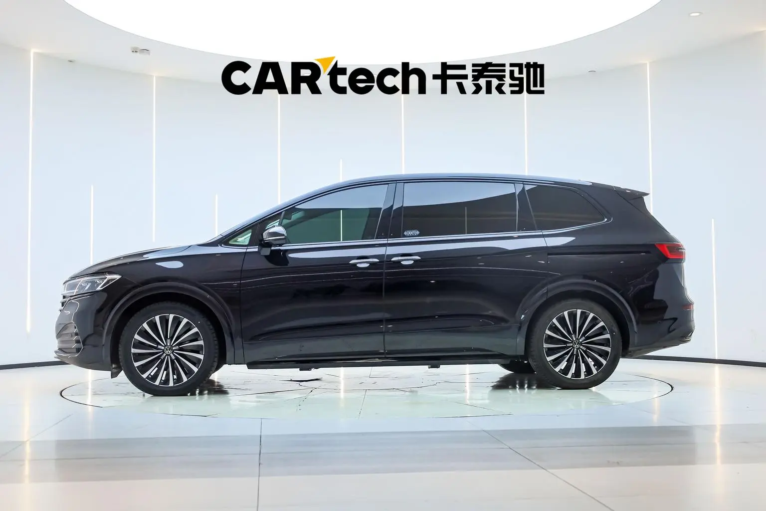 Volkswagen Viloran 2023 380TSI Premium