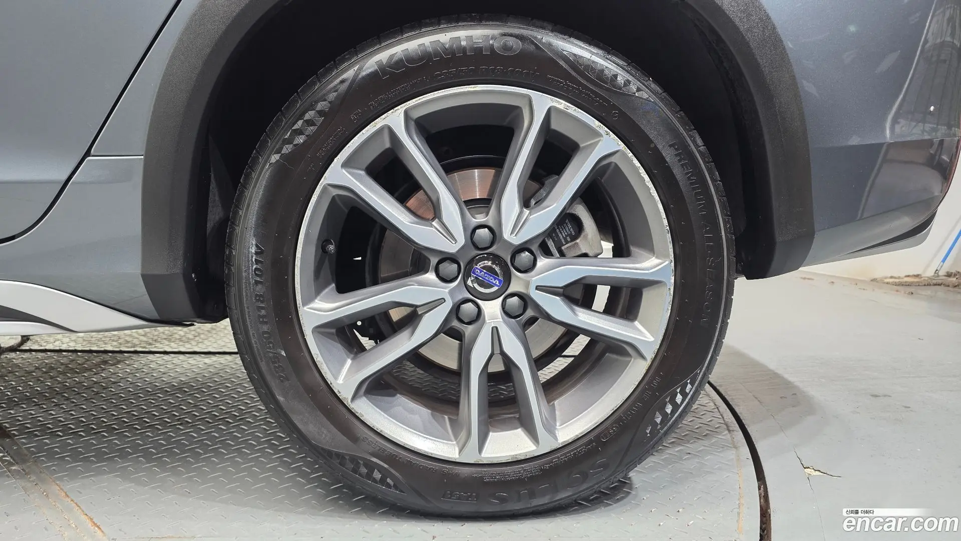 Volvo V60 D4