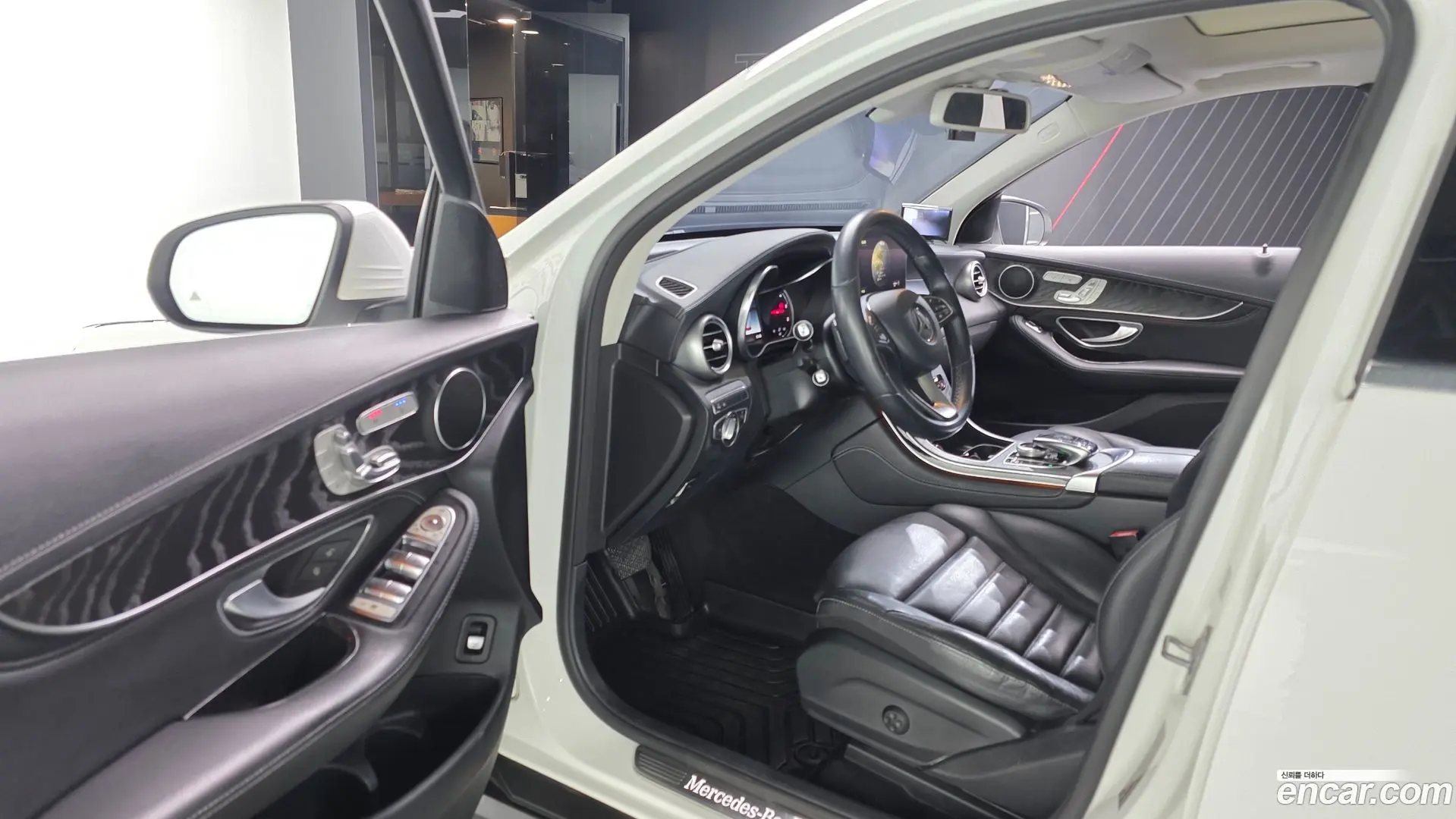 Mercedes-Benz GLC-Class GLC220 d 4MATIC Premium 2018