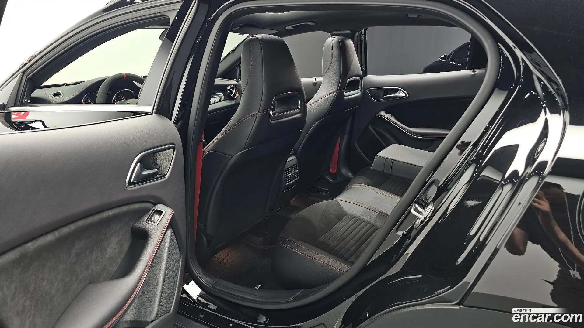 Mercedes-Benz GLA-Class GLA45 AMG 4MATIC 2017