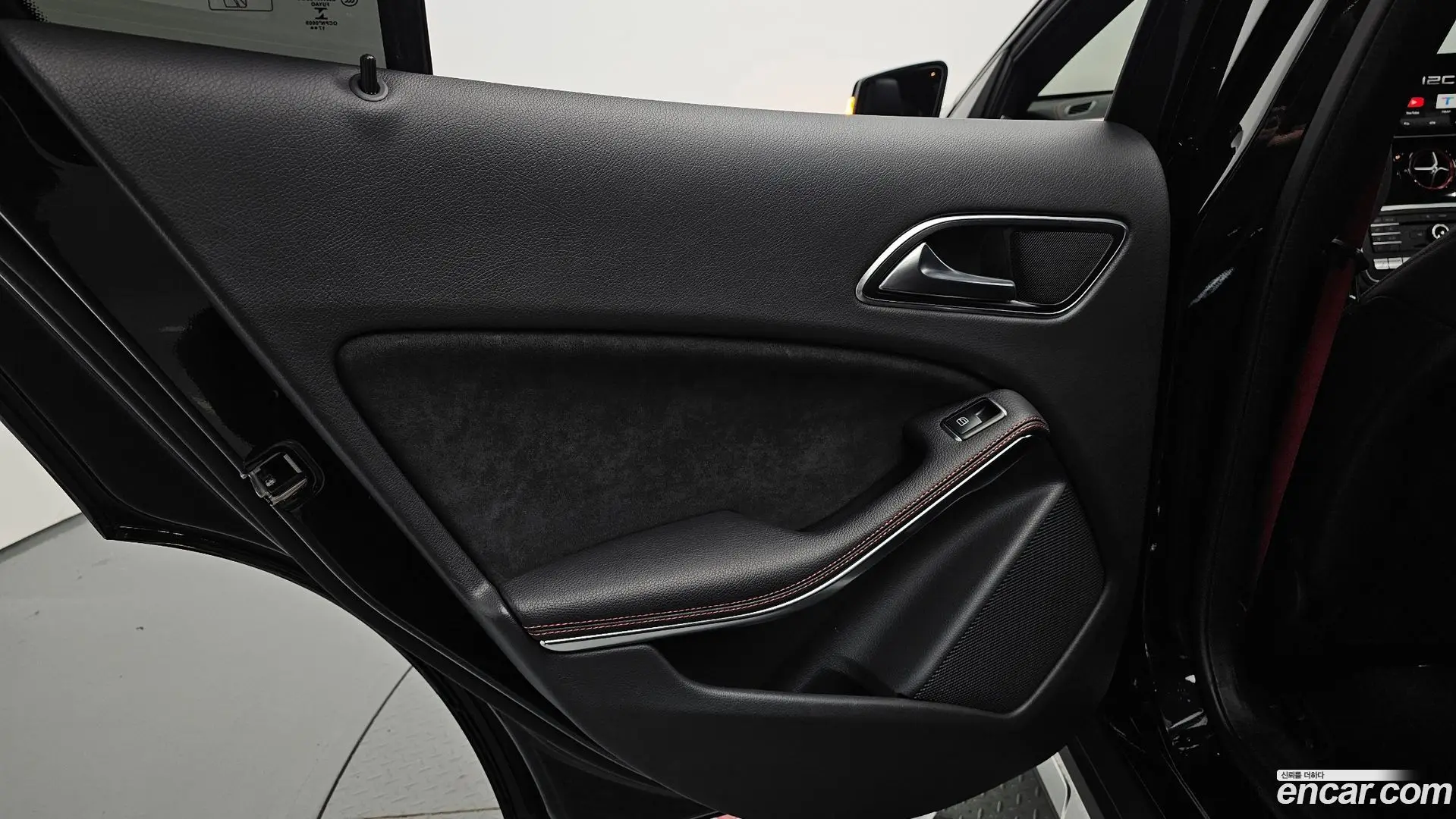 Mercedes-Benz GLA-Class GLA45 AMG 4MATIC 2017