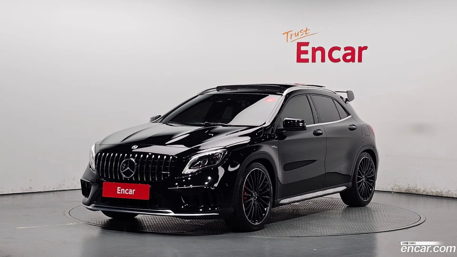 Mercedes-Benz GLA-Class GLA45 AMG 4MATIC 2017