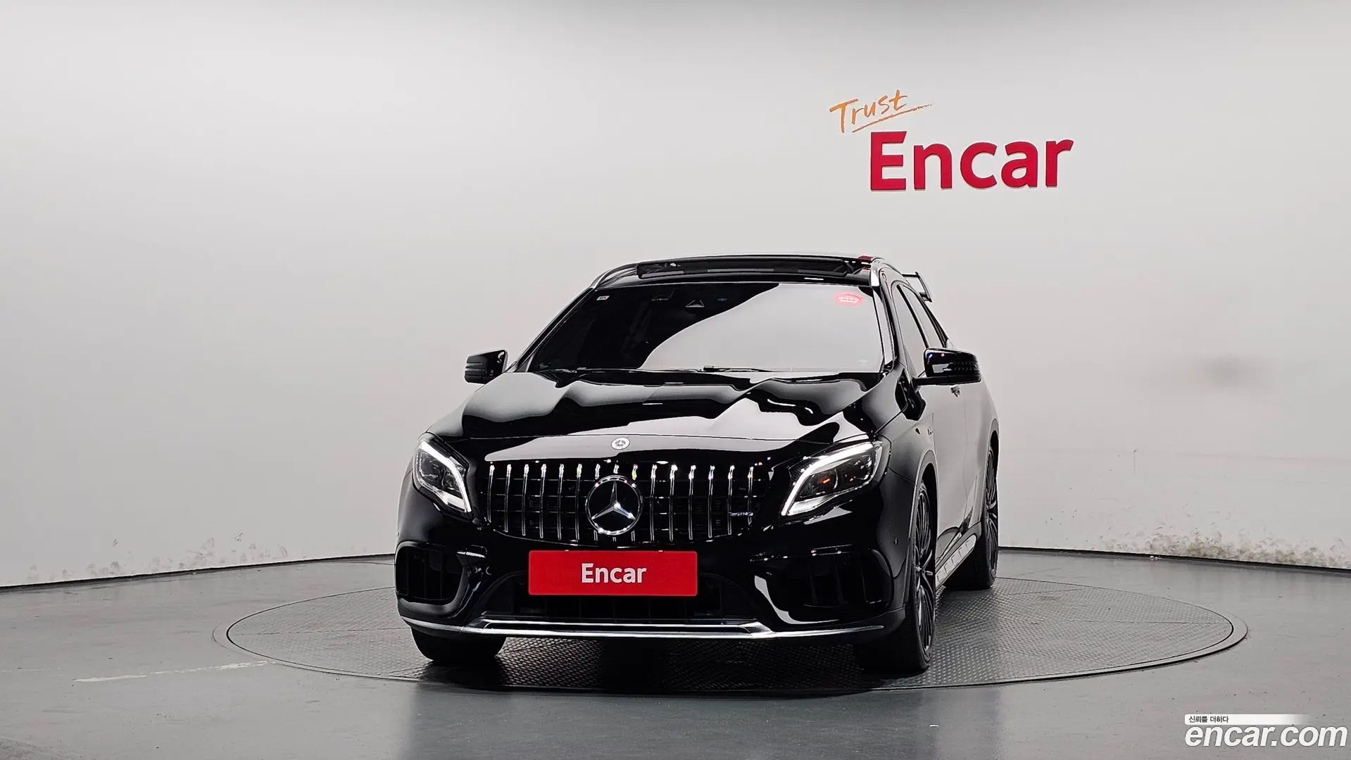 Mercedes-Benz GLA-Class GLA45 AMG 4MATIC 2017