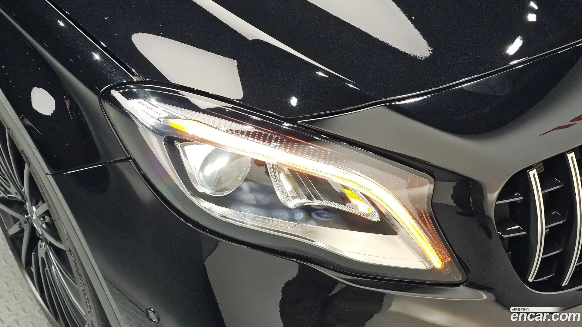 Mercedes-Benz GLA-Class GLA45 AMG 4MATIC 2017