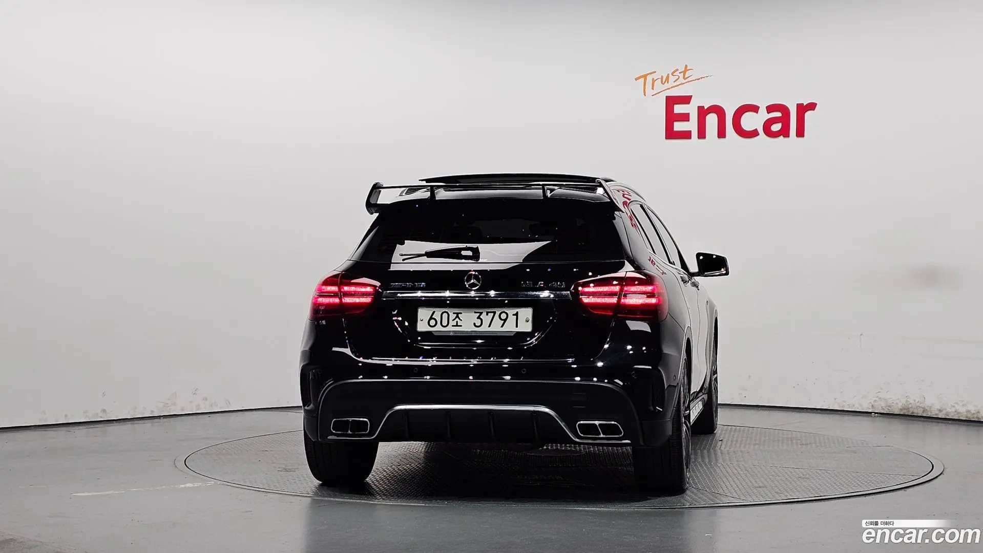 Mercedes-Benz GLA-Class GLA45 AMG 4MATIC 2017