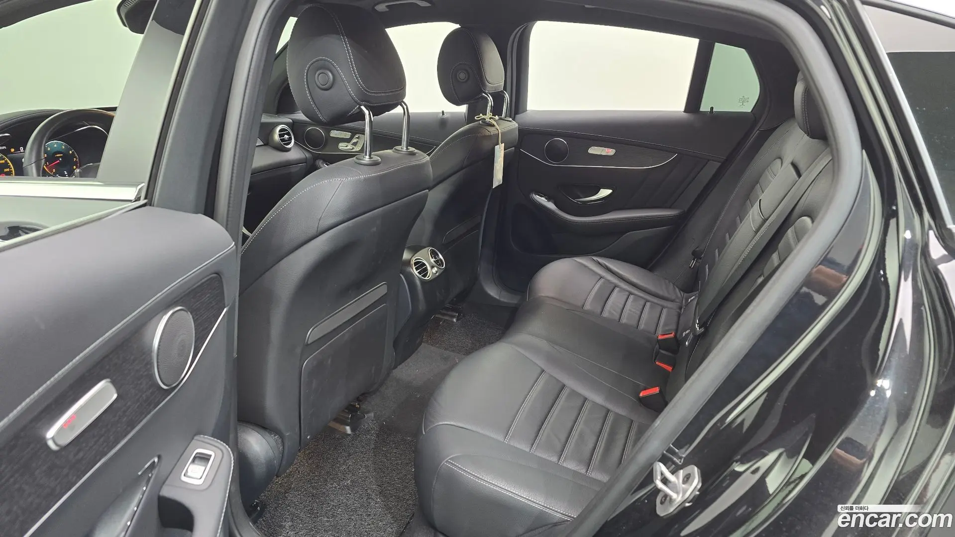 Mercedes-Benz GLC-Class GCL300 4MATIC Coupe