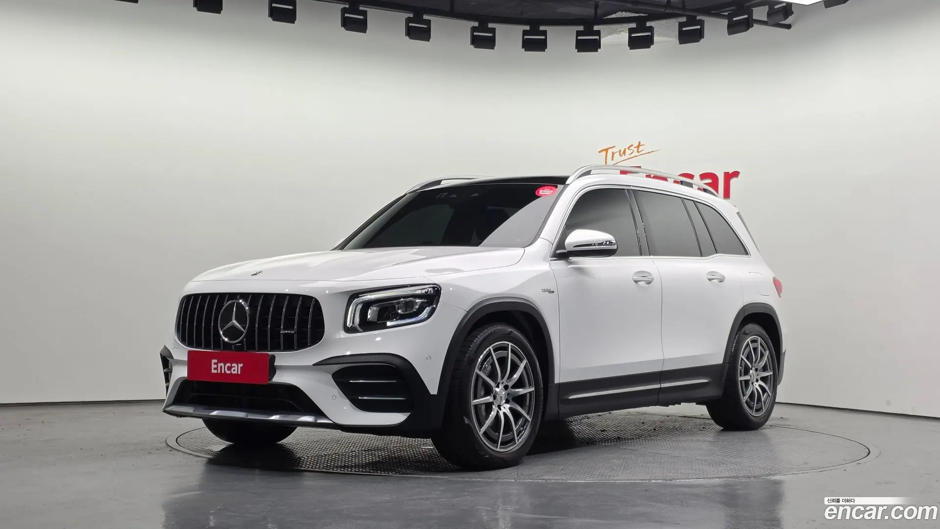 Mercedes-Benz GLB-Class AMG GLB35 4MATIC 2023