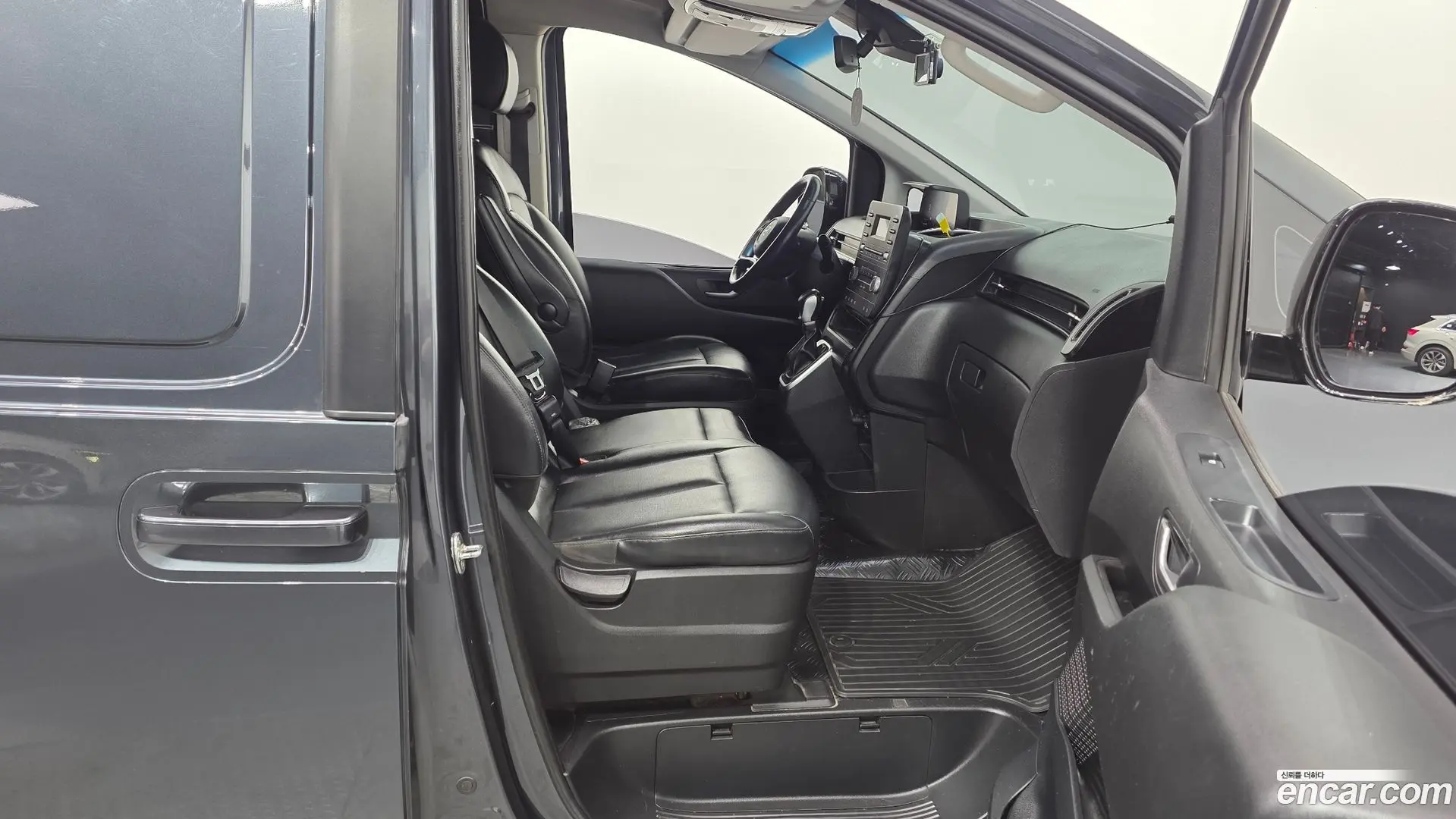 Hyundai Staria Cargo 3-Seater 2021