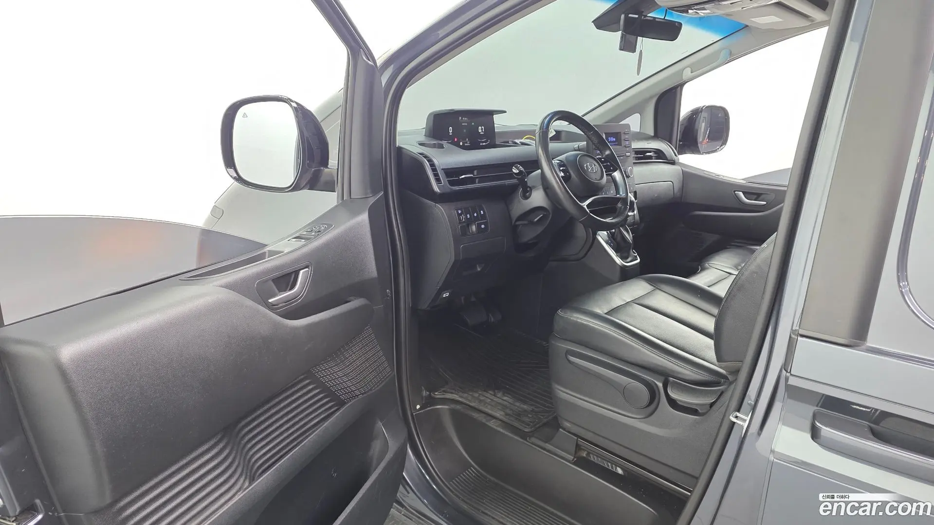 Hyundai Staria Cargo 3-Seater 2021